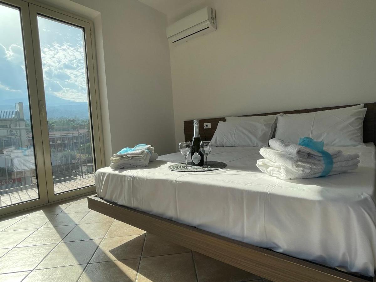 Maison De Cheeramie - Tourist Apartments Tra Mare E Etna Mascali Εξωτερικό φωτογραφία